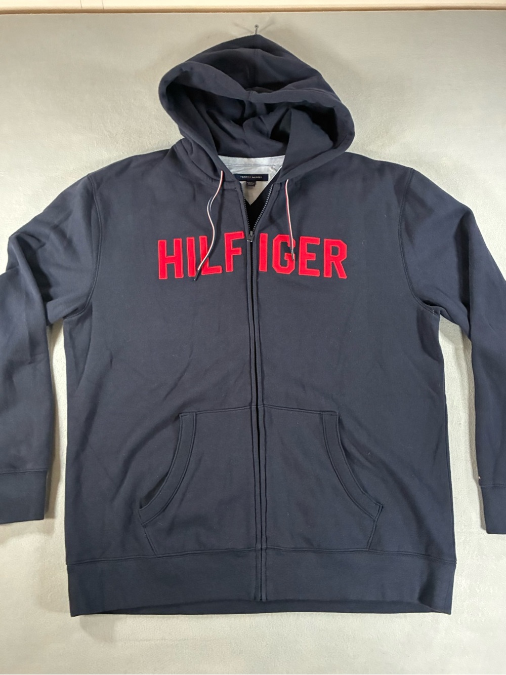 Tommy Hilfiger Navy Full-Zip Hoodie with Red Hilfiger Logo. Men’s 2XL.